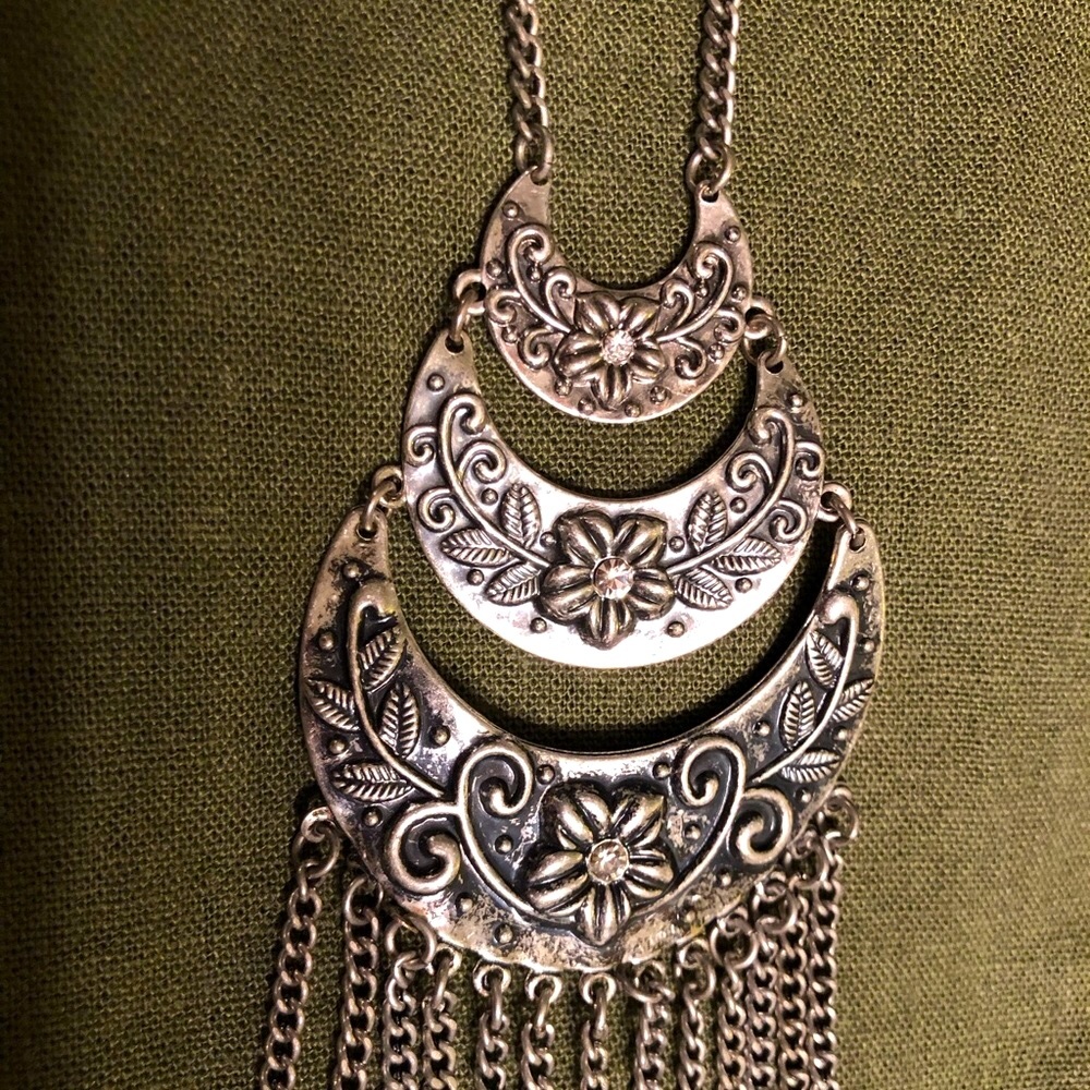 ⭐️HOST PICK⭐️Silver necklace 17” - Picture 3 of 7